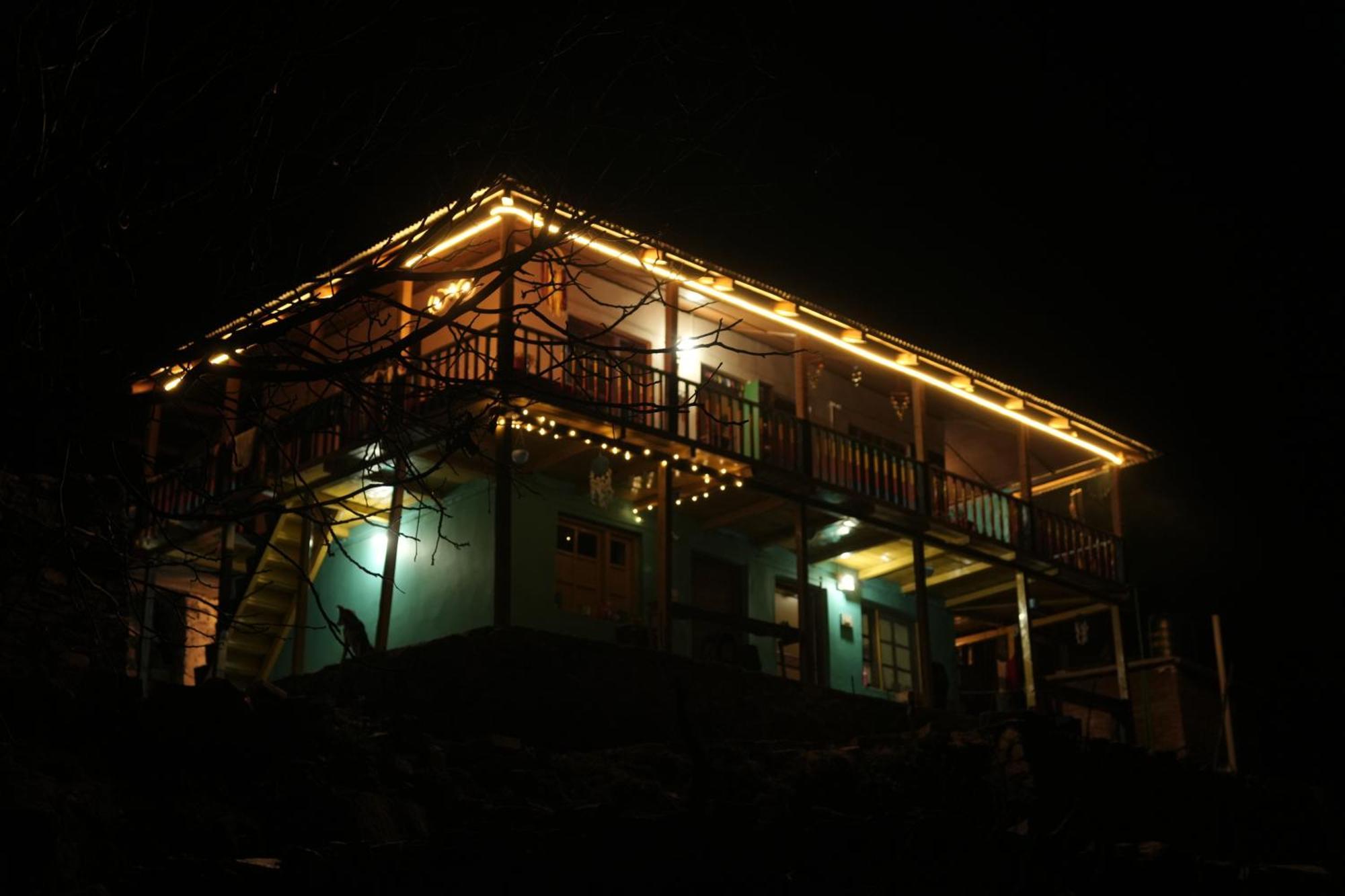 Ahorastays Manāli Exterior foto