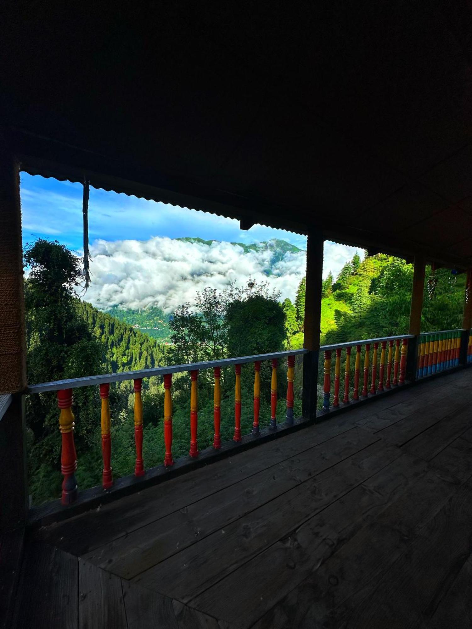 Ahorastays Manāli Exterior foto